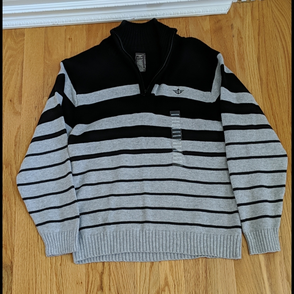 Boys Cotton Sweater. Size M 10 - 12. NWOT